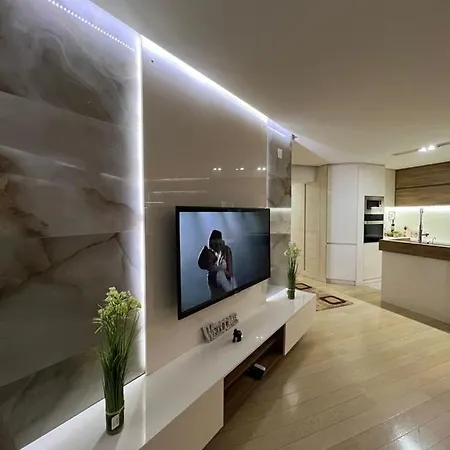 Апартаменти Lux Dolce Casa Skopje-2 Karpos