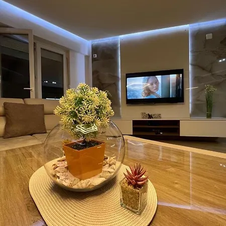 Lux Dolce Casa Skopje-2 Karpos Скоп'є